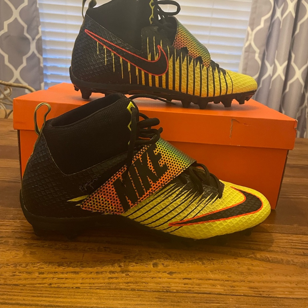 13 Men’s Nike Lunar Beast Pro Strike Black and Yellow Cleats